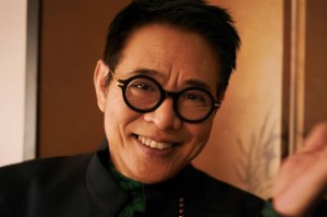 熊猫体育登录入口-李连杰一家三口拜见仁波切，64岁利智许久不见，颜值回春如昔日！